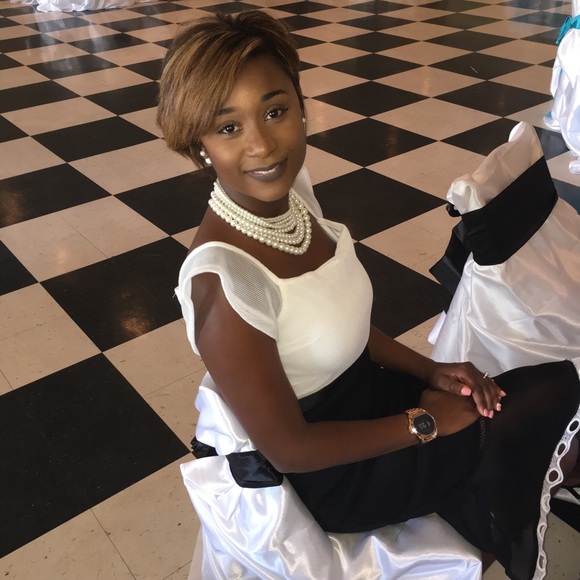 Black and White Cocktail Dress - Picture 2 of 2